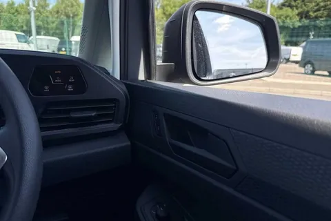 20 of 51 for Volkswagen Caddy C20 Cargo Commerce SWB 102PS 2.0 TDI Manual - Air Con / App Connect