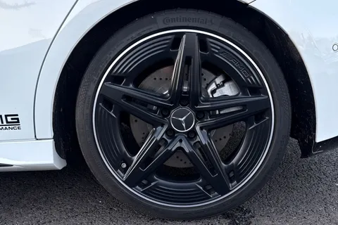 KN24UVK Mercedes-Benz A Class 2.0 A35h MHEV AMG (Premium Plus) 7G-DCT 4MATIC Euro 6 (s/s) 5dr Thumbnail #25