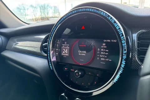 PX72XHE Mini Hatch 1.5 Cooper Exclusive Steptronic Euro 6 (s/s) 5dr Thumbnail #18