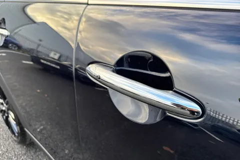 PX72XHE Mini Hatch 1.5 Cooper Exclusive Steptronic Euro 6 (s/s) 5dr Thumbnail #30