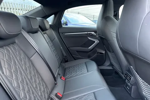 SV25VLJ Audi S3 Vorsprung TFSI 333 PS S tronic Thumbnail #38