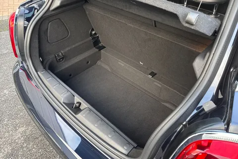 PX72XHE Mini Hatch 1.5 Cooper Exclusive Steptronic Euro 6 (s/s) 5dr Thumbnail #37