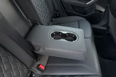 SV25VLJ Audi S3 Vorsprung TFSI 333 PS S tronic Thumbnail #42