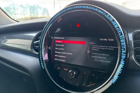 PX72XHE Mini Hatch 1.5 Cooper Exclusive Steptronic Euro 6 (s/s) 5dr Thumbnail #57