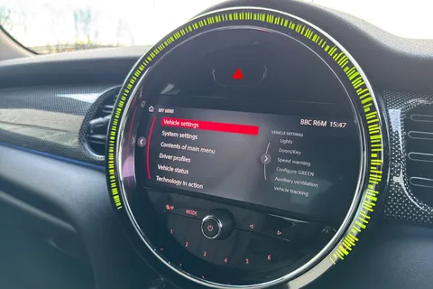 PX72XHE Mini Hatch 1.5 Cooper Exclusive Steptronic Euro 6 (s/s) 5dr Thumbnail #60