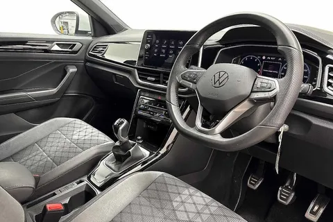 DG25YVD Volkswagen T-Roc 1.5 TSI R-Line 5dr Thumbnail #6