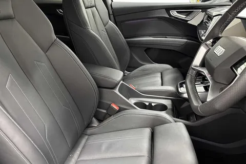 KR25ZKM Audi Q4 e-tron Q4 Sportback Black Edition 45 e-tron  210,00 kW Thumbnail #10