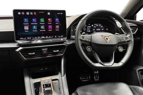 KY74LDV CUPRA Leon 1.5 eHybrid 25.8kWh V3 DSG Euro 6 (s/s) 5dr Thumbnail #8