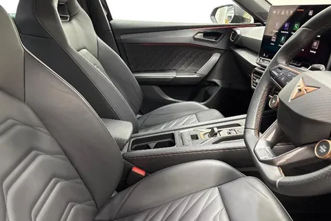 KY74LDV CUPRA Leon 1.5 eHybrid 25.8kWh V3 DSG Euro 6 (s/s) 5dr Thumbnail #11