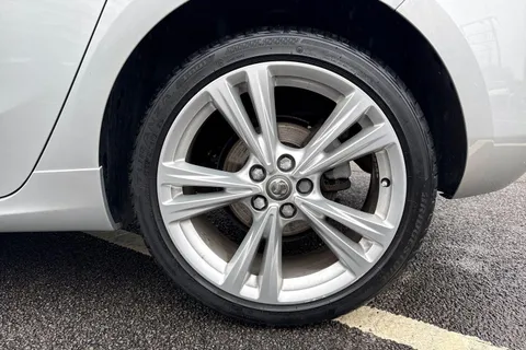 SB19YSE Vauxhall Astra 1.4i Turbo SRi VX Line Nav Euro 6 5dr Thumbnail #24