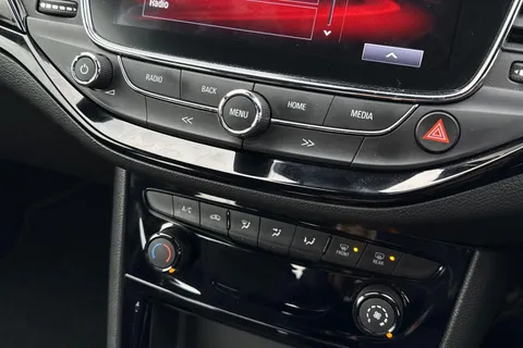 SB19YSE Vauxhall Astra 1.4i Turbo SRi VX Line Nav Euro 6 5dr Thumbnail #39