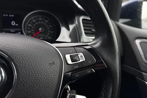 HG69BZX Volkswagen Golf 1.6 TDI Match Edition Euro 6 (s/s) 5dr Thumbnail #37