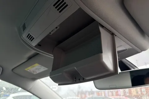 HG69BZX Volkswagen Golf 1.6 TDI Match Edition Euro 6 (s/s) 5dr Thumbnail #42