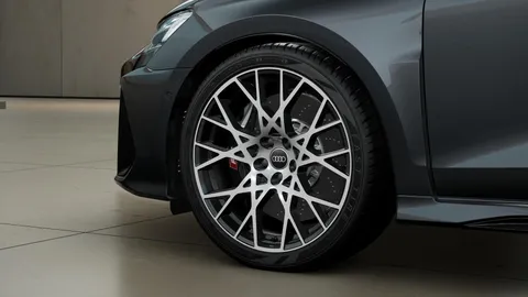 Audi RS 3 2.5 TFSI Carbon Vorsprung Sportback S Tronic quattro Euro 6 (s/s) 5dr Thumbnail #4