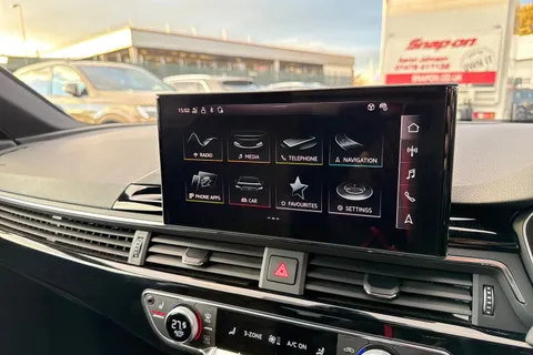 33 of 56 for AUDI A4 35 TFSI Black Edition 5dr S Tronic