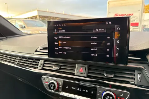 34 of 56 for AUDI A4 35 TFSI Black Edition 5dr S Tronic