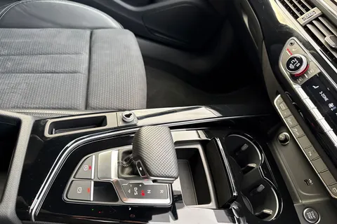 50 of 56 for AUDI A4 35 TFSI Black Edition 5dr S Tronic