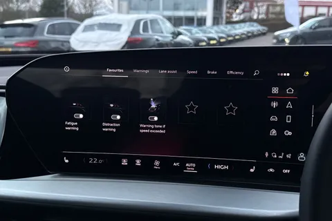  Audi Q5 2.0 TDI Sport S Tronic quattro Euro 6 (s/s) 5dr Thumbnail #30