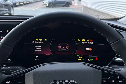  Audi Q5 2.0 TDI Sport S Tronic quattro Euro 6 (s/s) 5dr Thumbnail #32