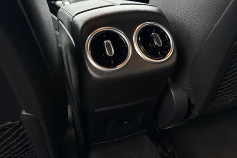 WM72AHD Mercedes-Benz Cla Class 1.3 CLA180 AMG Line (Executive) Coupe 7G-DCT Euro 6 (s/s) 4dr Thumbnail #32