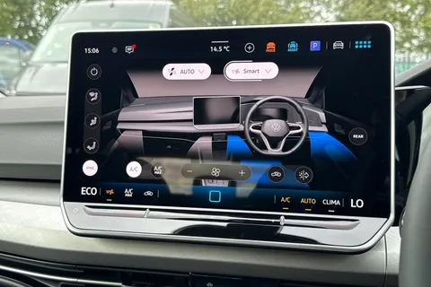 Volkswagen Golf 1.5 TSI eHybrid 19.7kWh Match DSG Euro 6 (s/s) 5dr Thumbnail #21