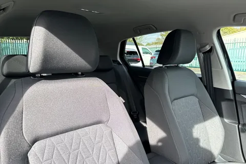 Volkswagen Golf 1.5 TSI eHybrid 19.7kWh Match DSG Euro 6 (s/s) 5dr Thumbnail #23