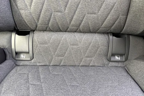 Volkswagen Golf 1.5 TSI eHybrid 19.7kWh Match DSG Euro 6 (s/s) 5dr Thumbnail #26