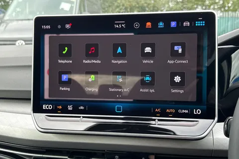 Volkswagen Golf 1.5 TSI eHybrid 19.7kWh Match DSG Euro 6 (s/s) 5dr Thumbnail #34