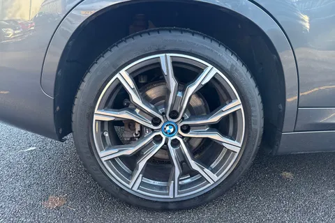 YB71LMY BMW X1 1.5 25e 10kWh M Sport Auto xDrive Euro 6 (s/s) 5dr Thumbnail #8