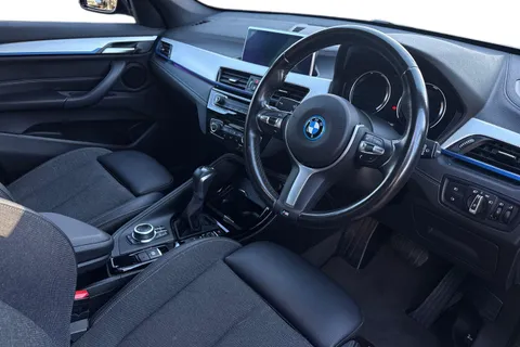 YB71LMY BMW X1 1.5 25e 10kWh M Sport Auto xDrive Euro 6 (s/s) 5dr Thumbnail #9