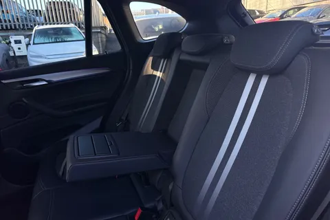 YB71LMY BMW X1 1.5 25e 10kWh M Sport Auto xDrive Euro 6 (s/s) 5dr Thumbnail #15