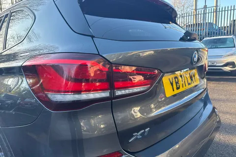 YB71LMY BMW X1 1.5 25e 10kWh M Sport Auto xDrive Euro 6 (s/s) 5dr Thumbnail #17