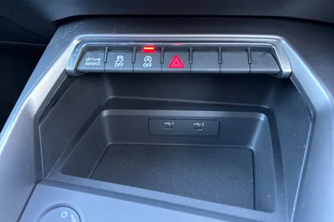 AV72VOO Audi A3 Edition 1 35 TFSI 150 PS 6-speed Thumbnail #60