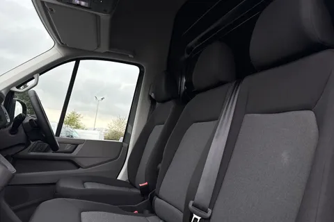 DF75TYP Volkswagen Crafter CR35 Panel van Commerce Plus LWB 177 PS 2.0 TDI 8sp Auto - MY25/LED's/Camer Thumbnail #16