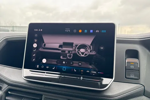 DF75TYP Volkswagen Crafter CR35 Panel van Commerce Plus LWB 177 PS 2.0 TDI 8sp Auto - MY25/LED's/Camer Thumbnail #22