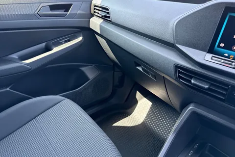 19 of 57 for Volkswagen Caddy C20 Cargo Commerce Plus SWB 102 PS 2.0 TDI - Delivery Mileage