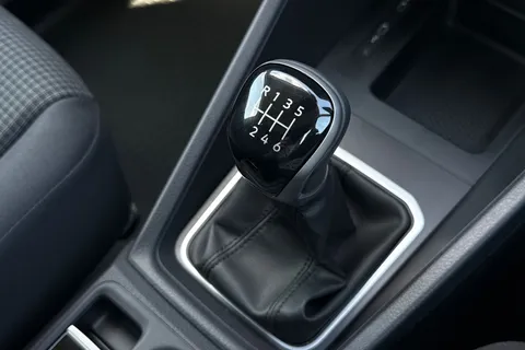 22 of 57 for Volkswagen Caddy C20 Cargo Commerce Plus SWB 102 PS 2.0 TDI - Delivery Mileage