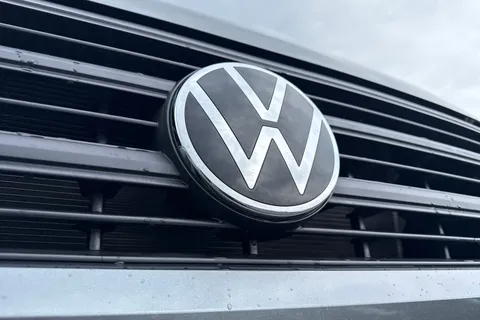 DF75TYP Volkswagen Crafter CR35 Panel van Commerce Plus LWB 177 PS 2.0 TDI 8sp Auto - MY25/LED's/Camer Thumbnail #31