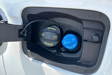 28 of 57 for Volkswagen Caddy C20 Cargo Commerce Plus SWB 102 PS 2.0 TDI - Delivery Mileage