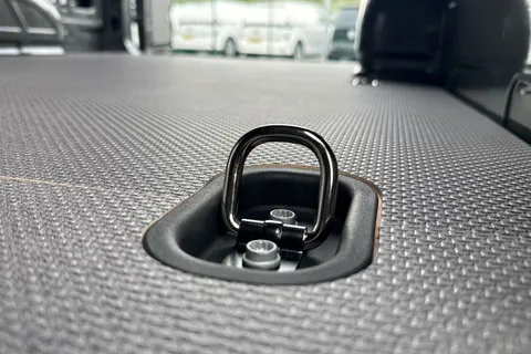 DF75TYP Volkswagen Crafter CR35 Panel van Commerce Plus LWB 177 PS 2.0 TDI 8sp Auto - MY25/LED's/Camer Thumbnail #34