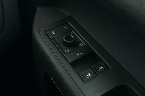 DF75PCZ Volkswagen ID. Buzz GTX SWB 340 PS 79 kWh Pro Electric Automatic - Heat Pump Thumbnail #42