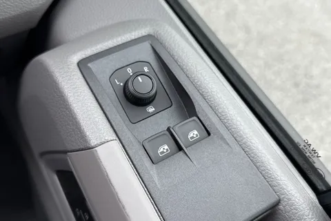 DF75TYP Volkswagen Crafter CR35 Panel van Commerce Plus LWB 177 PS 2.0 TDI 8sp Auto - MY25/LED's/Camer Thumbnail #41