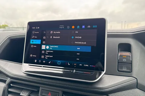 DF75TYP Volkswagen Crafter CR35 Panel van Commerce Plus LWB 177 PS 2.0 TDI 8sp Auto - MY25/LED's/Camer Thumbnail #60