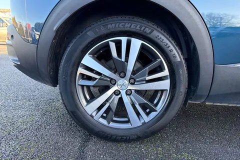 DG22OFJ PEUGEOT 3008 1.6 13.2kWh Allure Premium e-EAT Euro 6 (s/s) 5dr Thumbnail #12