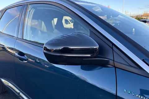 DG22OFJ PEUGEOT 3008 1.6 13.2kWh Allure Premium e-EAT Euro 6 (s/s) 5dr Thumbnail #39