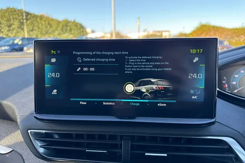 DG22OFJ PEUGEOT 3008 1.6 13.2kWh Allure Premium e-EAT Euro 6 (s/s) 5dr Thumbnail #55