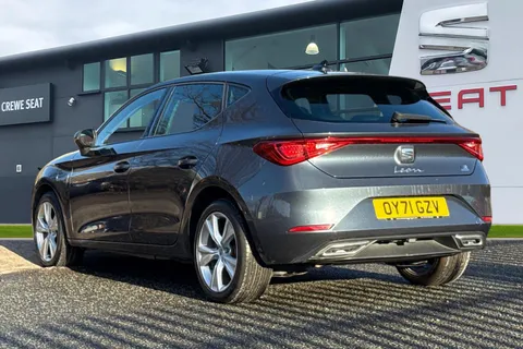 2 of 40 for SEAT Leon 1.4 eHybrid 12.8kWh FR DSG Euro 6 (s/s) 5dr