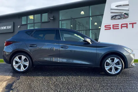 3 of 40 for SEAT Leon 1.4 eHybrid 12.8kWh FR DSG Euro 6 (s/s) 5dr