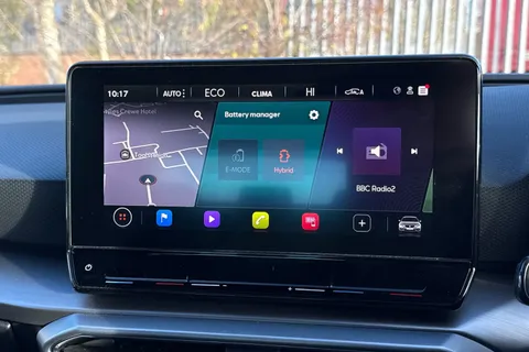 17 of 40 for SEAT Leon 1.4 eHybrid 12.8kWh FR DSG Euro 6 (s/s) 5dr