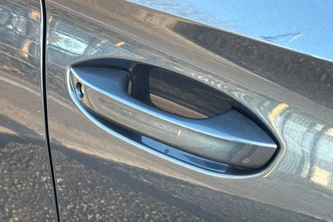 28 of 40 for SEAT Leon 1.4 eHybrid 12.8kWh FR DSG Euro 6 (s/s) 5dr